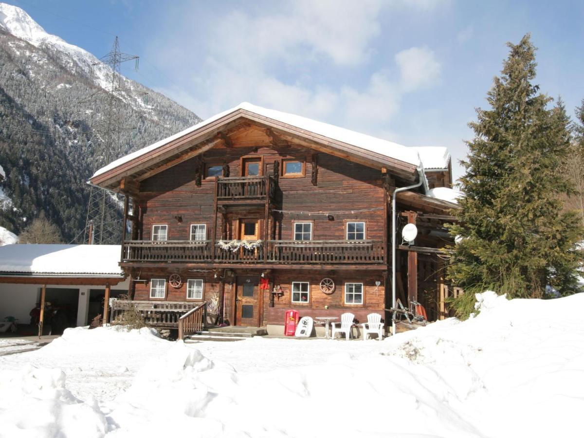Apartment Near Hoge Tauern National Park Матрай-ін-Осттіроль Екстер'єр фото